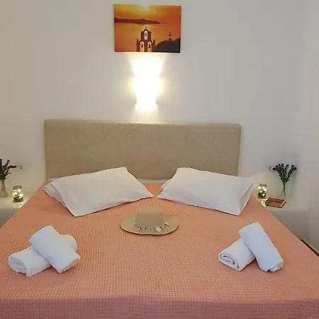 Kalipso Perissa (Santorini)