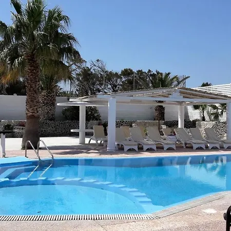 Kalipso Hotel 2*