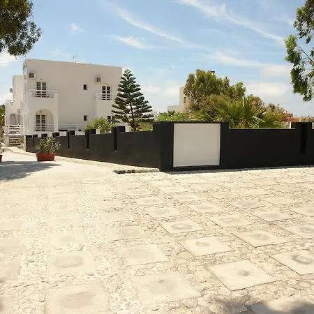 Kalipso Hotel 2*